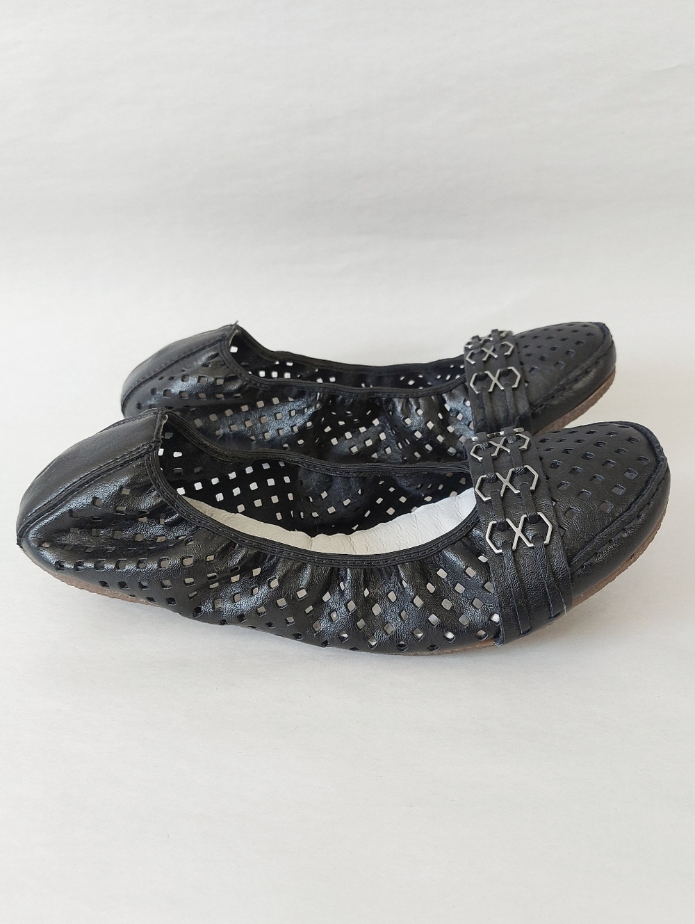 Rieker Women Comfort Casual Stitching Perforated Ballet Flats Slip-on Size 38 EU - Picture 3 of 10